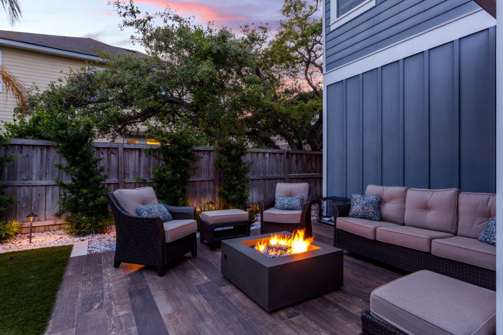 Outdoor Living Design Ideas For A Relaxing Backyard Summer 2021 | The ...