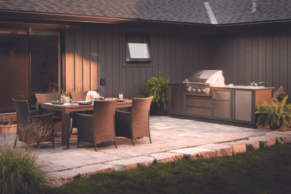 thegasguys.ca best canada outdoor kitchen, fire features, patio heaters